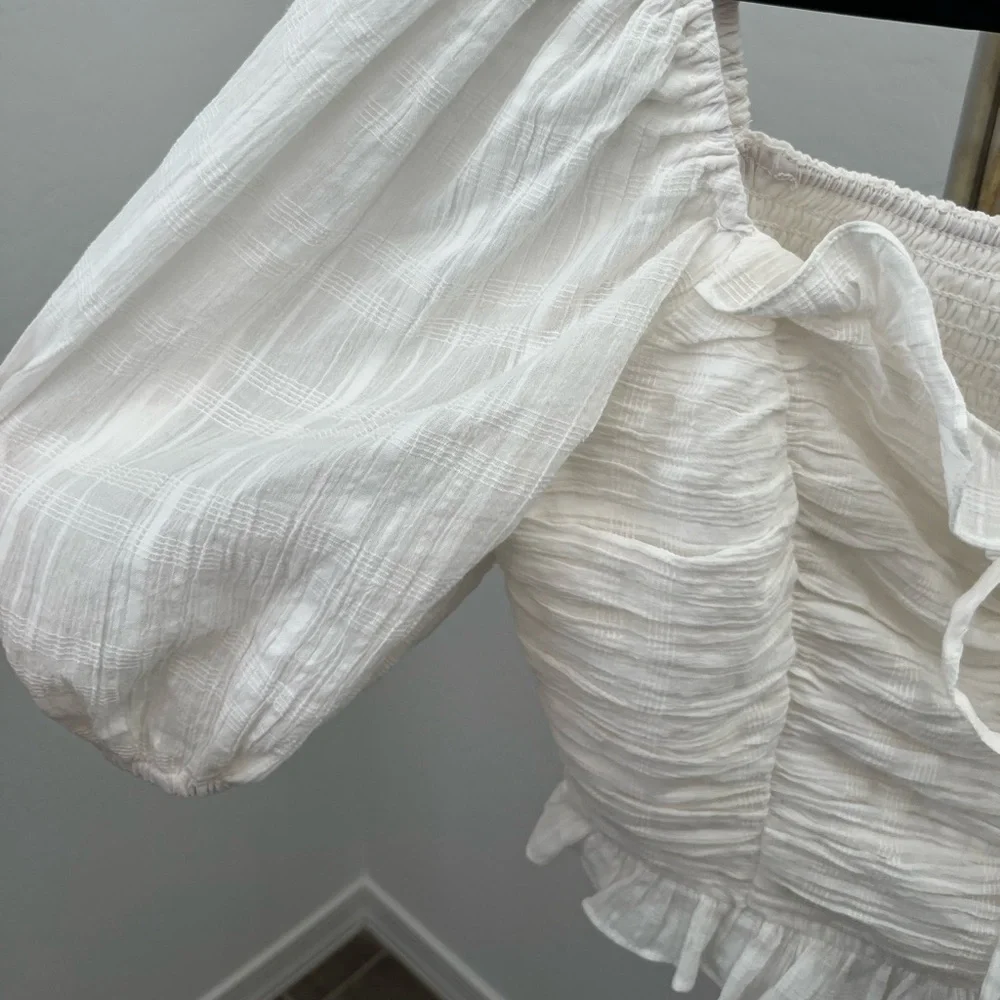 Lush White Puff Sleeve Crop Top - Picture 10 of 12